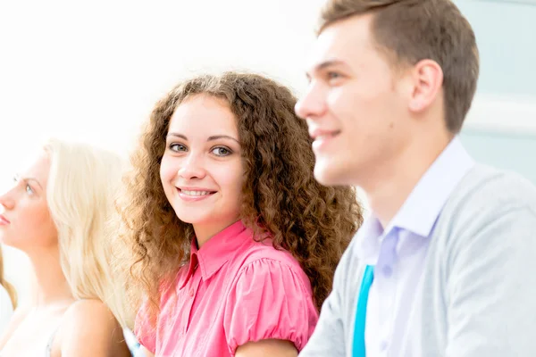 Schüler im Klassenzimmer — Stockfoto