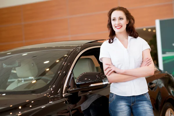 Portrait of a young woman — Stock Photo, Image