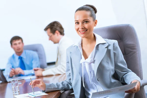 Retrato de una exitosa mujer de negocios —  Fotos de Stock