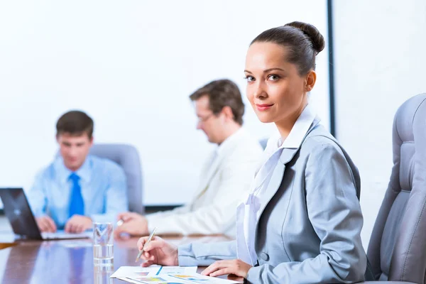 Retrato de una exitosa mujer de negocios —  Fotos de Stock