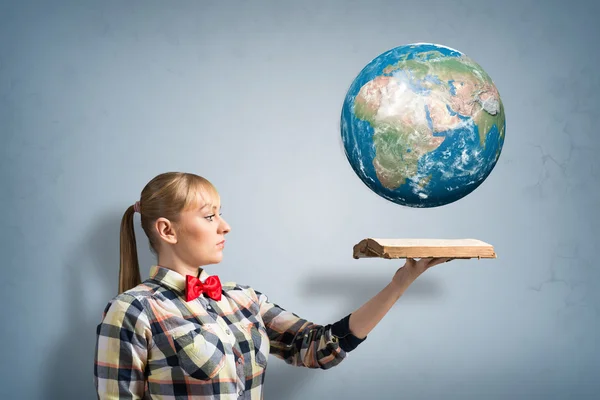 Girl with book — Stock Photo, Image