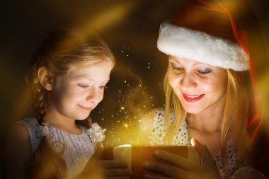 Anne ve kızı giftbox açıldı