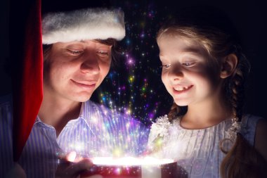 Baba ve kızı giftbox açıldı