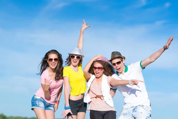 Group of young people having fun — Stock Photo, Image