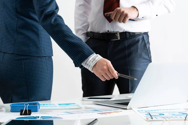 İş arkadaşlarıyla iş ortaklığı kavramı