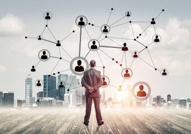 Takım çalışması ve işbirliğinin sembolü olarak ekrana sosyal bağlantı konsepti çizildi