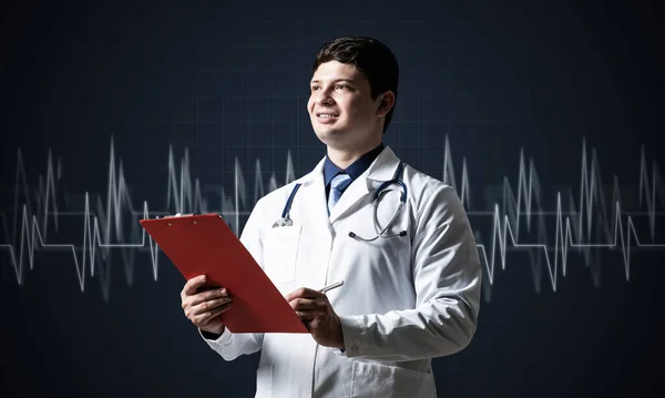Läkare med tablett. Begreppet digital hälsovård — Stockfoto