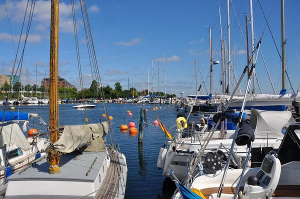 Zeilboten in de haven van Kopenhagen — Stockfoto