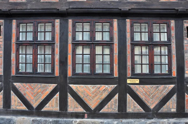 Fassade eines Fachwerkhauses in Skandinavien — Stockfoto