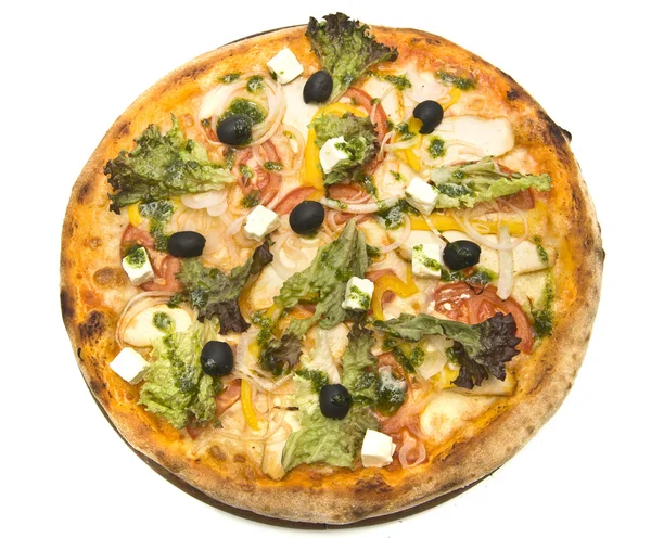 Pizza close-up em placa de madeira isolada em branco — Fotografia de Stock