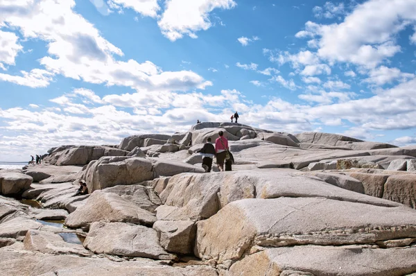 Family in Peggy's Cove — Stock Photo, Image