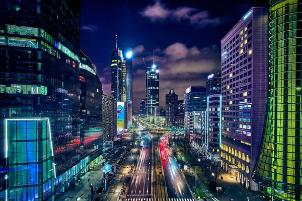 Красивый Панорамный Вид Беспилотника Ночной Центр Варшавы Небоскребами Фоне Проспектов — стоковое фото