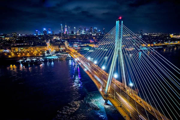 Gyönyörű Panorámás Légi Drón Kilátás Éjszaka Közepén Varsó Felhőkarcolók Háttérben — Stock Fotó