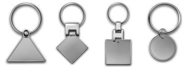 Farklı şekillerde metal anahtarlıklar, deri anahtarlık, metal yüzüklü anahtarlık. Gümüş renkli aksesuarlar. Gerçekçi şablon metal anahtarlık seti. Şirket kimliği için boş aksesuar.