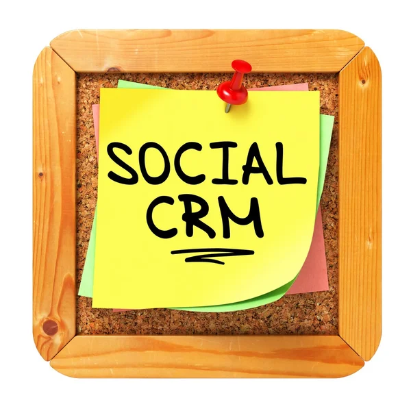 Sociální crm. žlutá samolepka na bulletin. — Stock fotografie