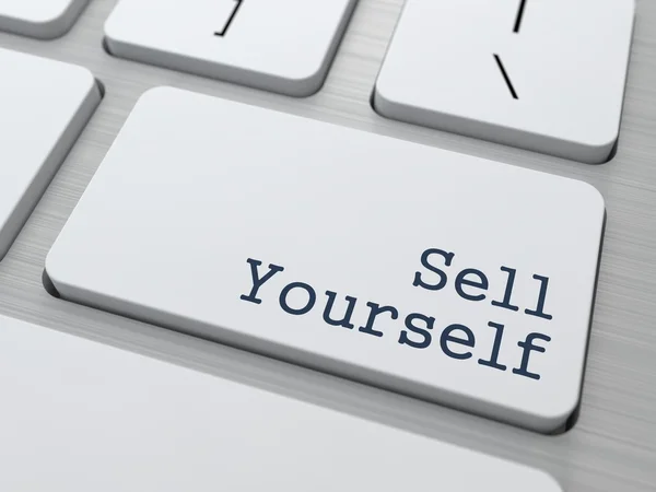 Teclado branco com botão Sell Yourself . — Fotografia de Stock