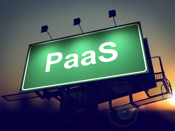 Paas-在日出背景上的广告牌. — 图库照片