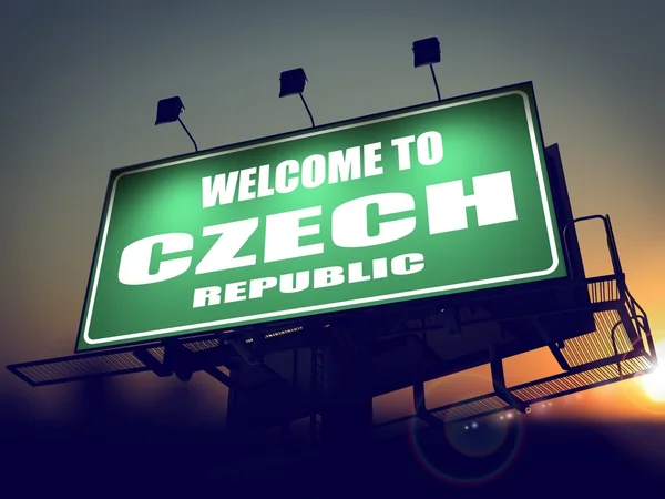 Bienvenido a Czech Republic Billboard al amanecer . — Foto de Stock