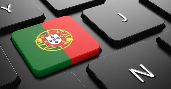 Portugal - Bandera en el botón del teclado negro . — Foto de Stock