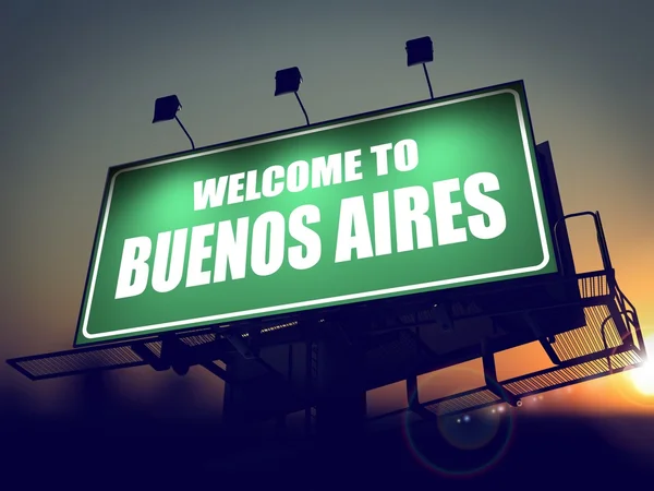 Billboard Welcome to Buenos Aires at Sunrise. — Stock Photo, Image