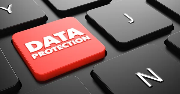 Protección de datos en el botón rojo del teclado . — Foto de Stock