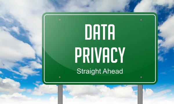 Privacy dei dati sul cartello autostradale verde . — Foto Stock