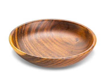 Kesme yolu ile beyaz arkaplanda izole edilmiş tek bir tahta plakanın yüksek açılı görünümü.