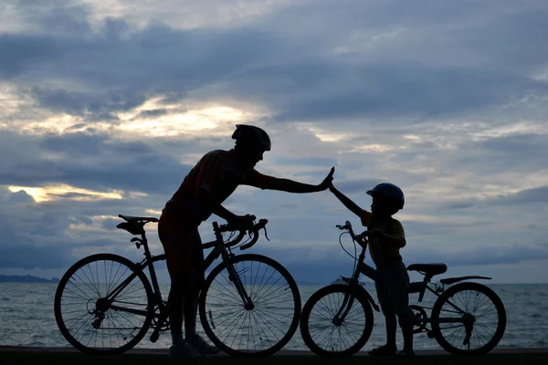 Famiglia motociclisti — Foto Stock