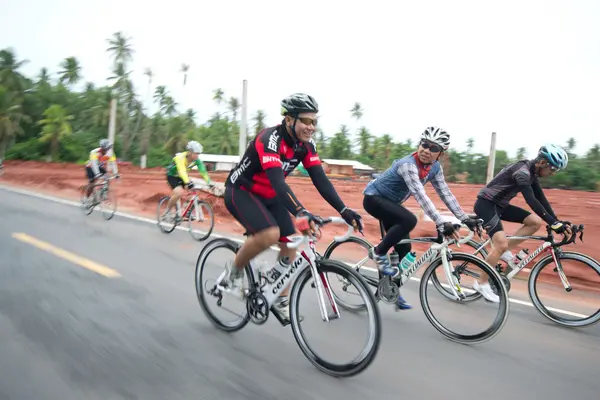 Carrera de bicicleta —  Fotos de Stock