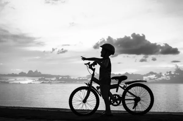 Joven motorista — Foto de Stock