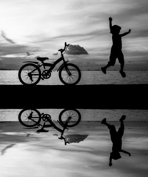 Jovem motociclista — Fotografia de Stock