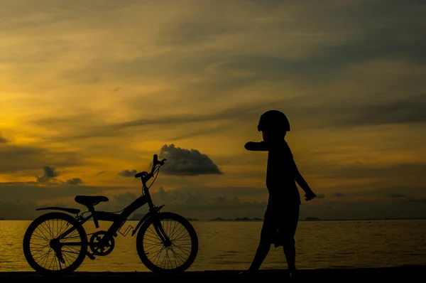 Giovane motociclista — Foto Stock