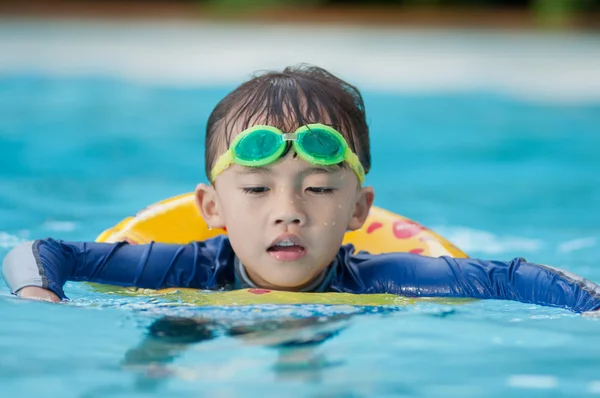 Asiatico ragazzo — Foto Stock