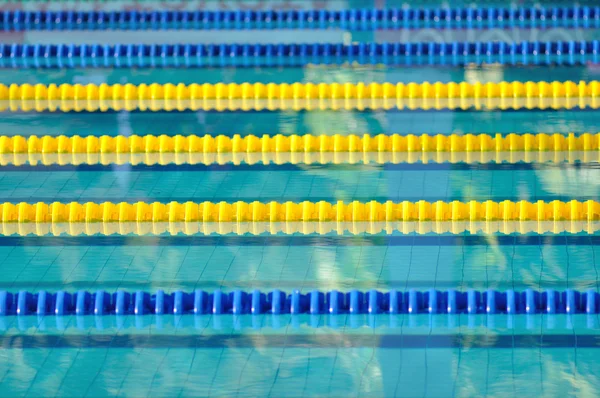 Piscina — Fotografia de Stock