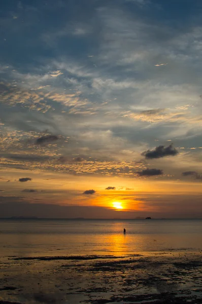 Sonnenuntergang am Strand — Stockfoto