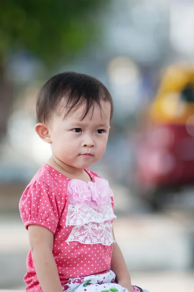 Asiatisches Mädchen — Stockfoto