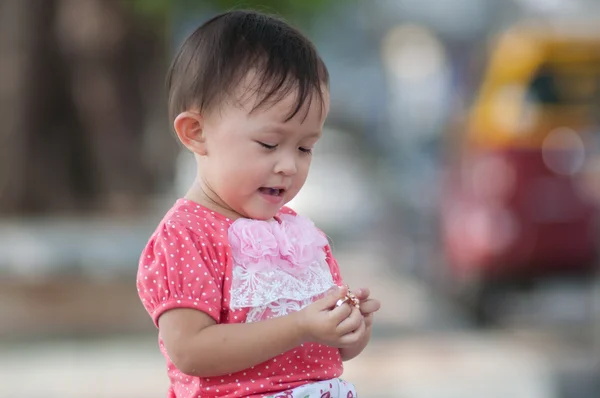 Asiatisches Mädchen — Stockfoto