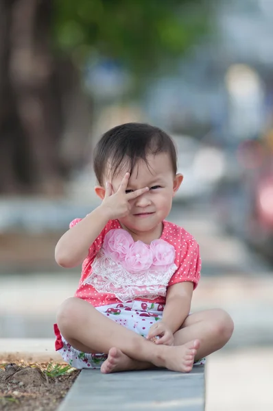 Asiatisches Mädchen — Stockfoto