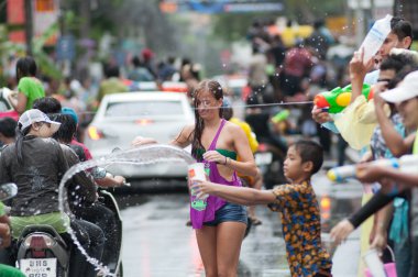 Songkran Festivali