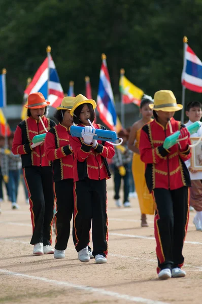 Studenti thailandesi non identificati in cerimonia durante la parata sportiva — Foto Stock