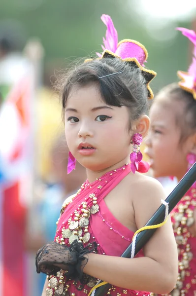 Niezidentyfikowane studentów tajski w ceremonii jednolitego podczas parady sportu — Zdjęcie stockowe