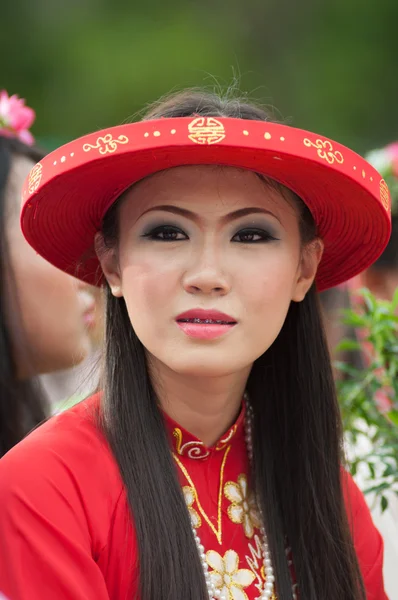 Oidentifierade thailändska studenter under sport parad. — Stockfoto