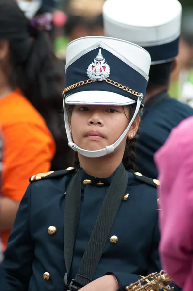 Estudiantes tailandeses no identificados durante el desfile deportivo . — Foto de Stock