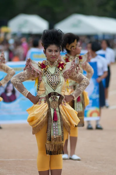 Unbekannte thailändische Studenten während Sportparade. — Stockfoto