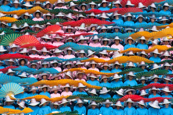 Unbekannte thailändische Studenten während Sportparade. — Stockfoto