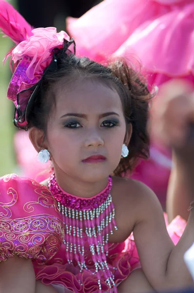 Estudantes tailandeses não identificados durante o desfile desportivo . — Fotografia de Stock