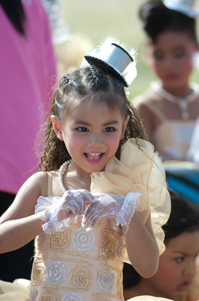 Unidentified Thai students during sport parade. — Stock Photo, Image