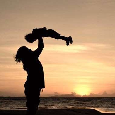 Anne ve küçük kız