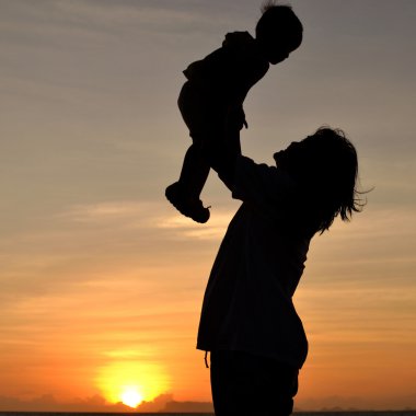 Anne ve küçük kız