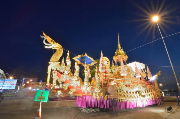 Traditionelles buddhistisches Fest — Stockfoto